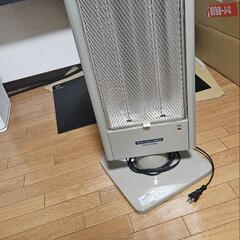 日立　カーボンヒーター　HLH-106K