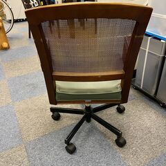 【中古】maruni マルニ マルニ木工 肘付き デスクチェア キャスター付 ロッキングチェア 家具 回転式の画像