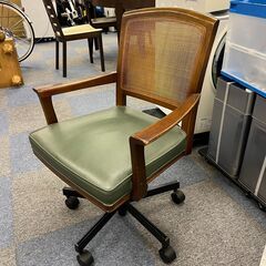【中古】maruni マルニ マルニ木工 肘付き デスクチェア キャスター付 ロッキングチェア 家具 回転式の画像