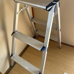 【決定しました】3段脚立