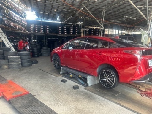 激安で新品タイヤ、中古タイヤ、タイヤ交換、全て安い、在庫がいっぱい、当日タイヤ交換可能