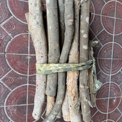 薪(広葉樹)トラック1台分ロープ無しで積めるまでの画像