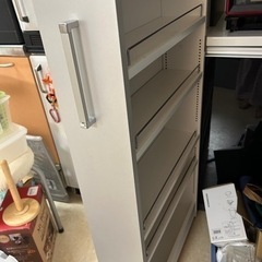 隙間家具