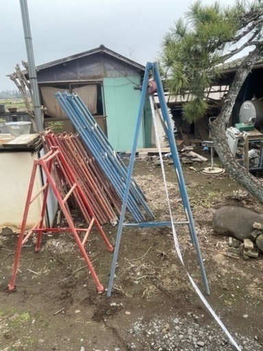 パイプ脚立　180cm と115cm