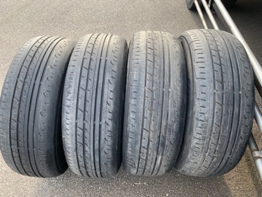 ハイエース100系ワゴン タイヤ&アルミホイール4本セット 215/65R16 ５部山 片減りあり