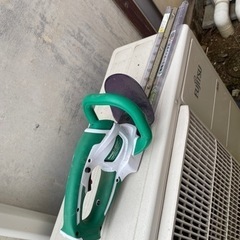 マキタ　枝刈機10.8v