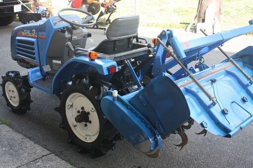 【SOLD OUT】イセキ トラクター TF3F 13馬力 4WD 耕運幅110cm【簡易清掃】【農機具でっく】【広島】【トラクター】 SOLD OUT】イセキ トラクター TF3F 13馬力 4WD 耕運幅110cm【簡易清掃