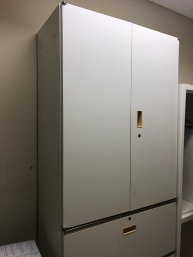 ITOKIキャビネット収納上下セット