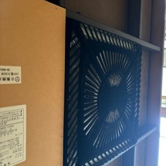 木製テーブルの画像