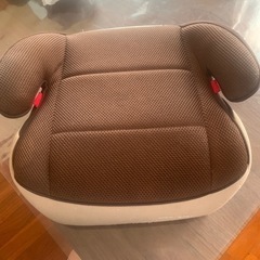 子供用品 キッズ用品 車用ジュニアシートの画像