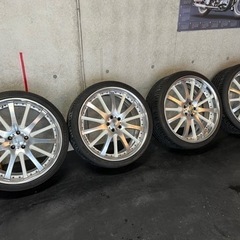ヴァルド 22インチ タイヤホイールセット！