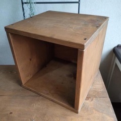 木製テレビ台の画像