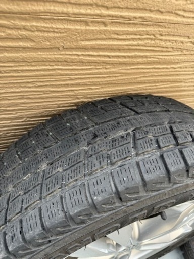 車のパーツ タイヤ、ホイール