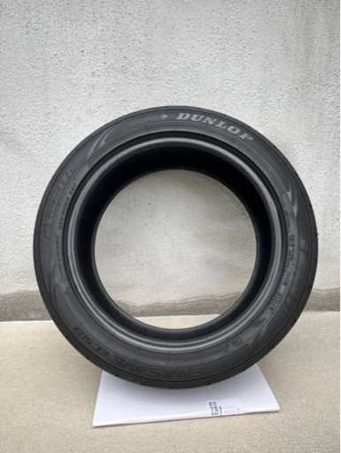 車のパーツ タイヤ、ホイール