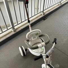 ディズニー　ミッキーマウス　三輪車
