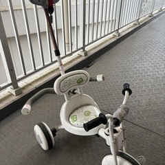 ディズニー　ミッキーマウス　三輪車の画像
