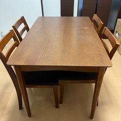 【4／10までに取りに来て頂ける方優先】家具 ダイニングセットの画像