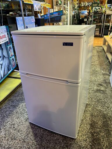 ✨安心の除菌洗浄済✨ヤマダセレクト 2019年製 90L 2ドア冷蔵庫 YRZ-C09G1【愛市IR016439-007】