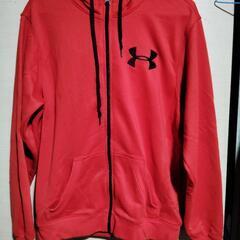 アンダーアーマー　パーカー　SMサイズ