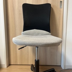 家具 ニトリ　オフィスチェア　回転椅子　　