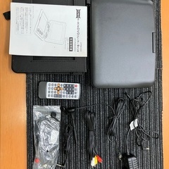 9インチ　ポータブルDVDプレーヤーの画像
