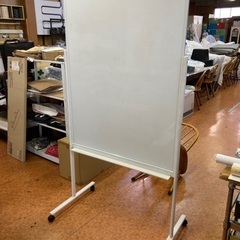 《取引成立》ホワイトボード　片面　キャスター付き　１個　横幅９５ｃｍ　高さ１８０ｃｍ　美品