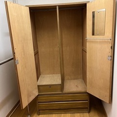 あげます‼️◆中古◆家具◆昭和レトロ◆レトロ◆洋服ダンス◆収納◆無料の画像