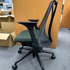 ハーマンミラー　セイルチェアの画像