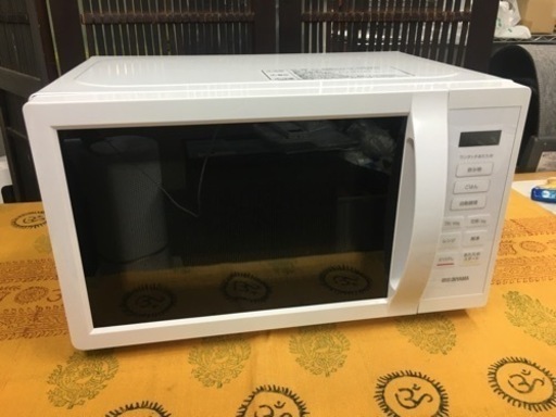 2023年製　ほぼ未使用　アイリスオーヤマ　電子レンジ　IMB-T178-W