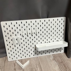 IKEA デスク収納　UNIQLOショルダーバックの画像