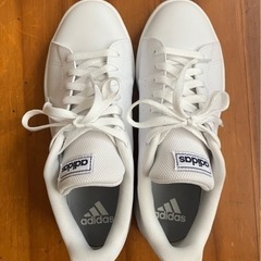 adidas スニーカー 25cmの画像