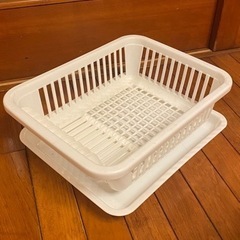 キッチン雑貨　食器入れ