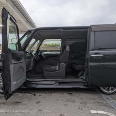 月々9千円〜分割可❗️車検2年付き！【名義変更代込み】広い車内！大人気‼️ダイハツ タントカスタム☆HDDナビ付き☆走行中DVD見れます♪☆ETC付き☆社外アルミ☆電動スライドドア☆ドライブレコーダー☆そのまま乗って帰れます！の画像