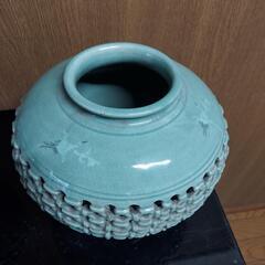 値下げ可 2個セット 青磁 壺 花瓶 花器 透かしの画像