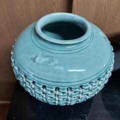 値下げ可 2個セット 青磁 壺 花瓶 花器 透かしの画像