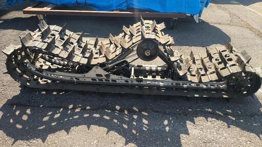 スノーモービル キャタピラー