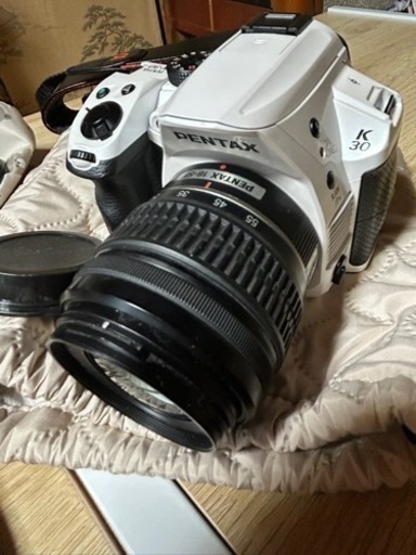 PENTAX K-30 一眼レフ カメラ 望遠レンズ付き ホワイト