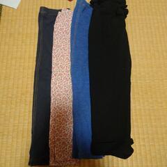 UNIQLO 100サイズレギンス11本＋衣類の画像