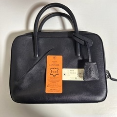 PID コンパクト ビジネスバック