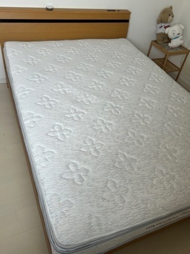 東京インテリアマットレス＆ニトリダブルベッドフレーム　セット