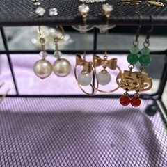 ピアス