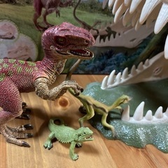 ▼【中古】Schleich★巨大恐竜の残骸トラップ⁈フィギュアの画像