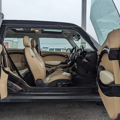 走行9万キロ！月々1.4万円〜分割可❗️車検2年付き！ピカピカのBMW MINIクーパー Sクラブマン☆サンルーフ付き☆キャメル内装♪Dナビ付き☆上品でお洒落なブラウン☆ETC付き☆純正ホイール‼️の画像