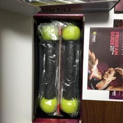 再値下げっ！　新品　ZUMBA　fitness  DVD＆ダンベルの画像