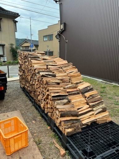 乾燥薪　広葉樹mix  1㎥（500kg）　