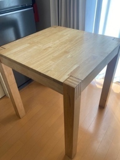 IKEA ダイニングテーブル
