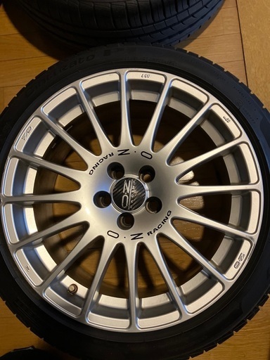 OZレーシング　スーパーツーリズモ17インチ