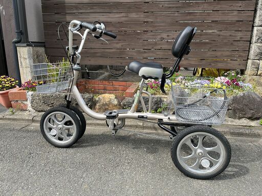 TOBU AERO クークルMII シニア向け 三 輪自転車 日本製 （シルバー）