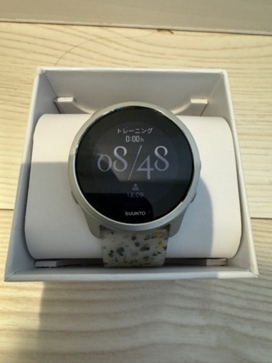 【決まりました】美品！スント（SUUNTO）5 PEAK