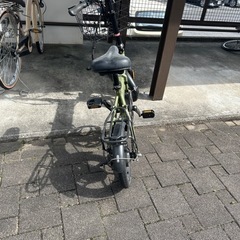 自転車 折りたたみ自転車の画像